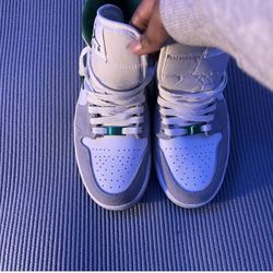 Jordan’s 1 With A Hint Of Eagle Green 