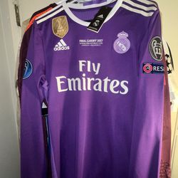 RONALDO 2017 Jersey player version size M 
