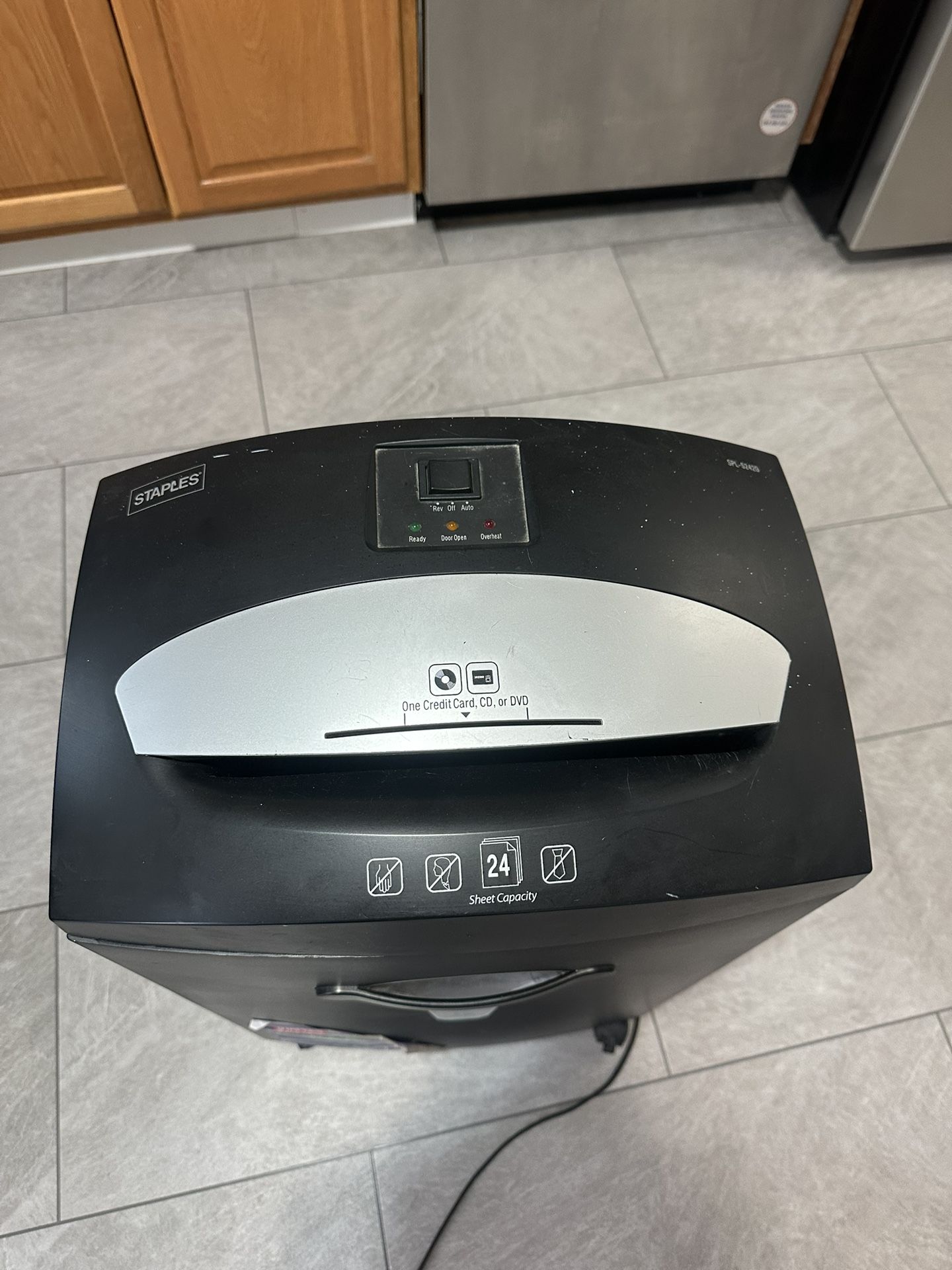 Shredder heavy duty 24 paper $60 OBO