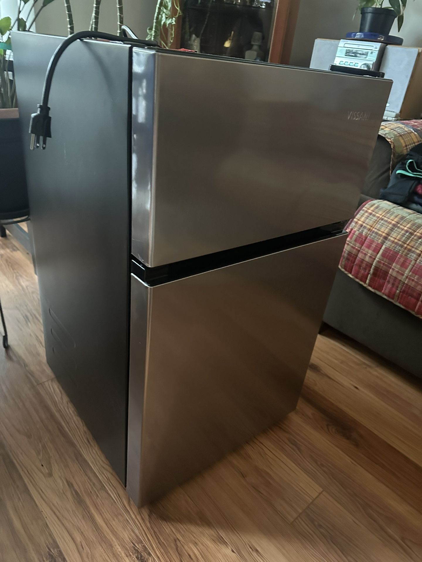 LIKE NEW Mini Fridge ONLY $60