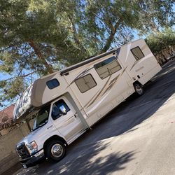 2016 Winnebago Minnie Winnie 31k