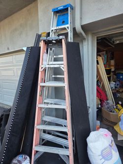 Construction ladders