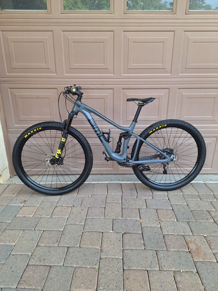 BMC 02 CARBON 29 ER FULL SUSPENSION ( SETUP TUBELESS) MOUNTAIN BIKE 