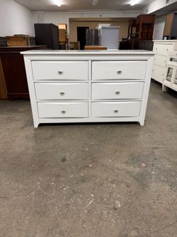 White 6 Drawer Dresser