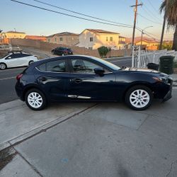 2015 Mazda 3 Hatchback