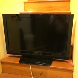 JVC 32-inch HDTV
