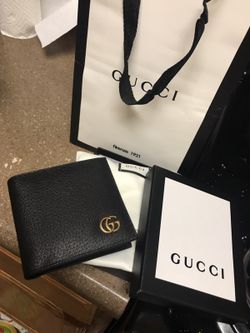 Gucci Wallet men used lightly