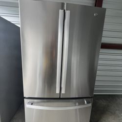 GE Stainless Steel Refrigerator 