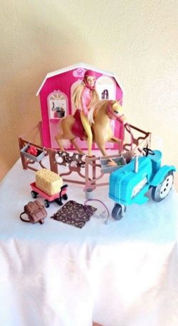 Barbie Horse Ranch Playset with Barbie Doll And Horse