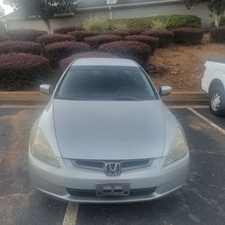 1,800 OBO HONDA FOR SALE-MECHANIC SPECIAL