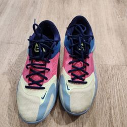 NikeNike Zoom Freak 4 Giannis Blue Marine DO9680-400 Men's Size 12.5