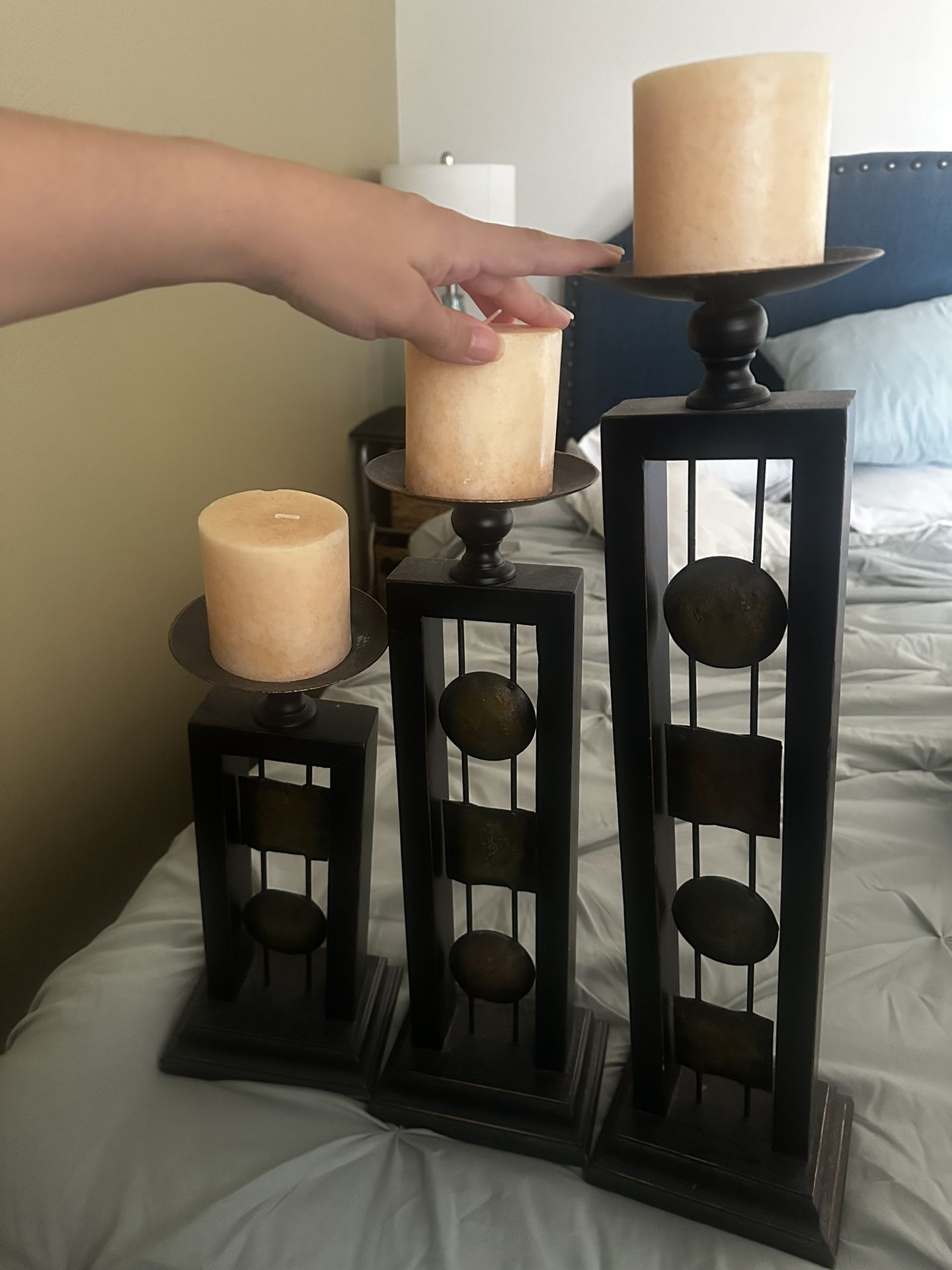 Candles Decor With Base