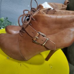 Aldo Boots Size 8.5