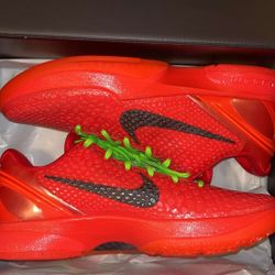 DS Kobe6 ReverseGrinch Size 11
