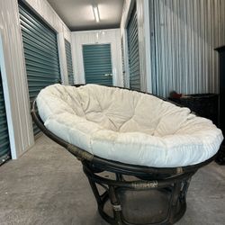 Round chair 