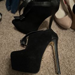 New Bebe Velvet Heels Size 8 Used Once Comes With Box