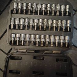 Husky 37piece 3/8 in drive bit socket