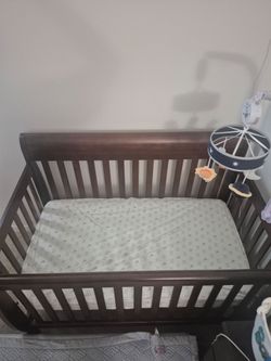 Davinci kalani crib and mattress