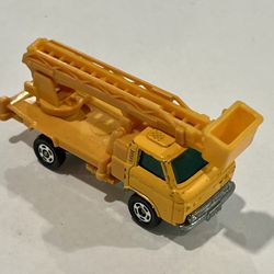 Vintage 1986 Tomica Nissan Cabal Skymaster Truck Loose