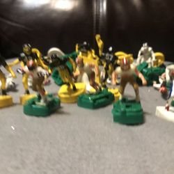 . Vintage Tudor NFL Electric Football Team Detroit Lions 9 Players Super Bowl