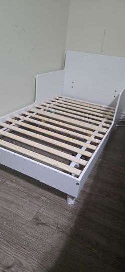 Toddler bed new