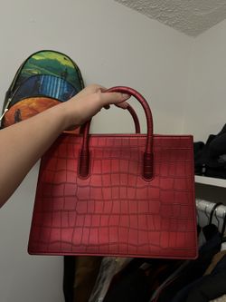 Red Handbag/ Purse 35$ OBO