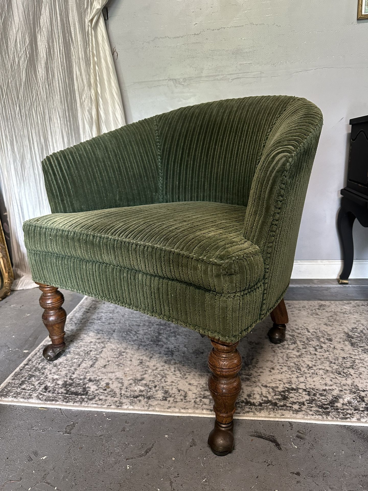 Midcentury Barrel Back Club Chair