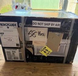 GE ENERGY STAR 8,000 BTU 115 Volt Smart Electronic Window Air Conditioner