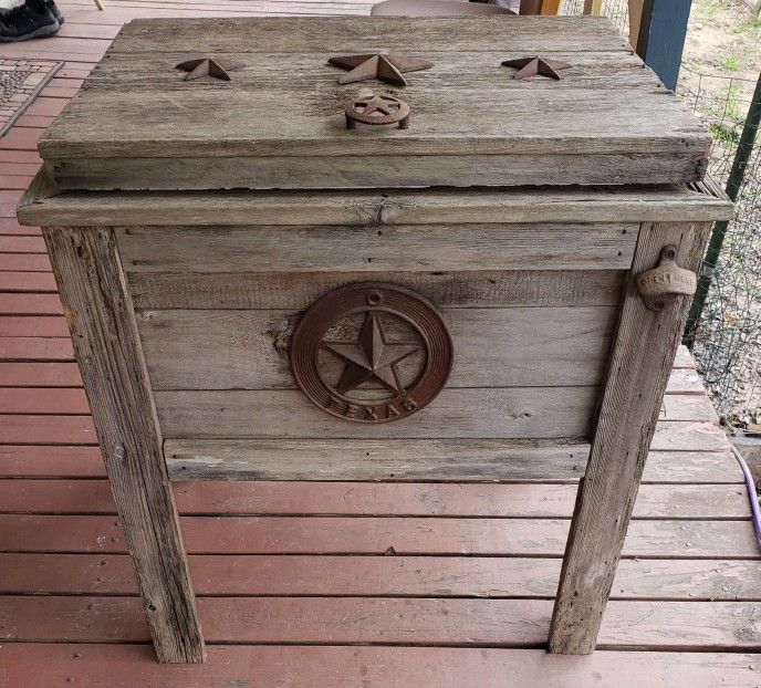 Rustic Texas Themed Wooden Cooler