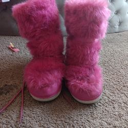 Fur Boots Size 9