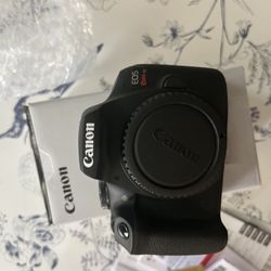 Canon EoS Rebel T7 2 Lens BUNDLE