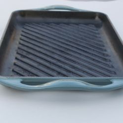 LECREUSET VLUE ENAMELED CASTVU4ON RECTANGULAR   GRILL PAN GRIDDLE COOKWARE 