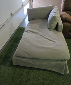 End Couch/ Lounge Chair