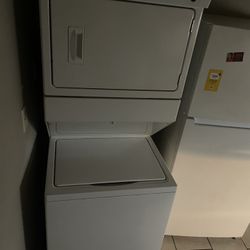 Stackable Washer An Dryer