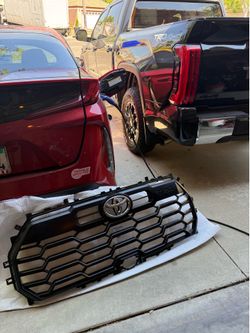 2026 thundra grill TRD