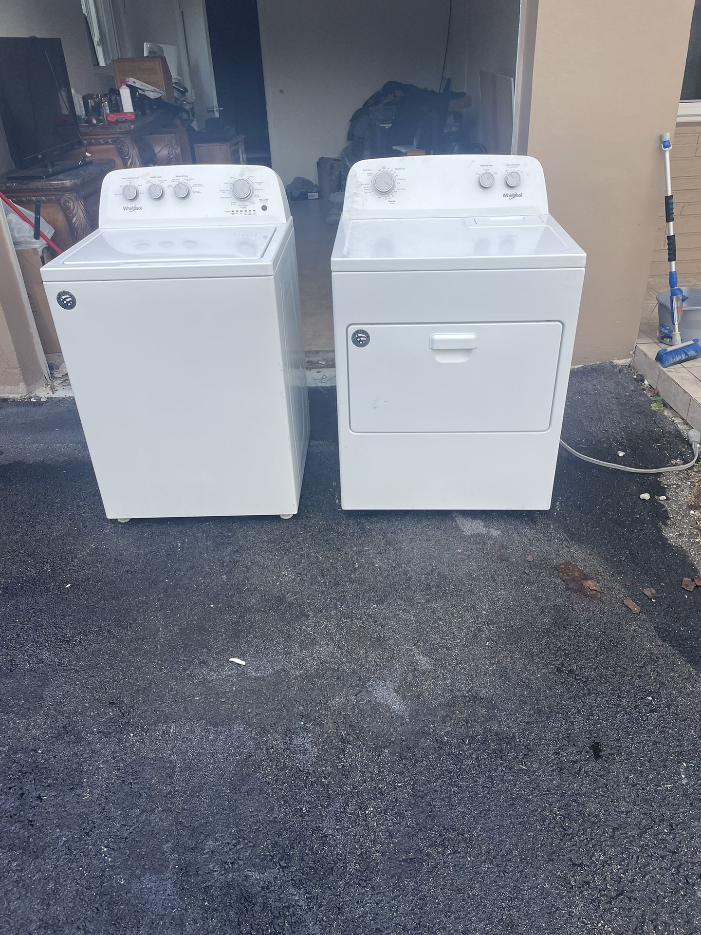 Whirlpool Washer And Dryer 