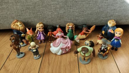 Disney Figures. Fontana Pickup.