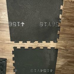 Interlocking Exercise Mats Set (Rubber)