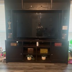 TV Media center with smart TV 