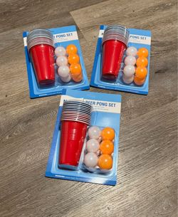 Beer pong set