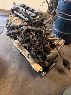 Full engine and transmission harness and ECU from 1(contact info removed) toyota corolla everything working. 600$ — in Westborough.