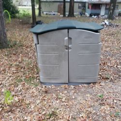 Little Shed Maybe Fit 4_6 Push Mowers In 