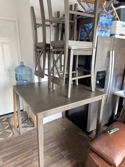 Dinning table