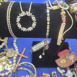 Religious items jewelry lot