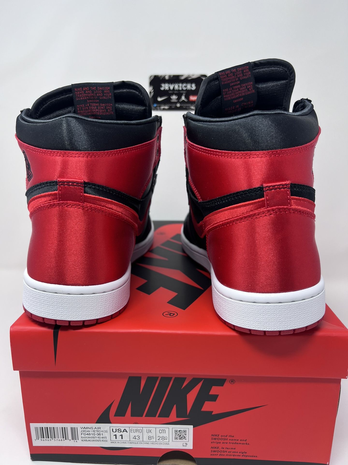 Nike Air Jordan 1 Retro High OG Satin Bred Womens Size 11 / Mens 