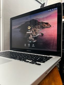 MacBook Pro 13.5”
