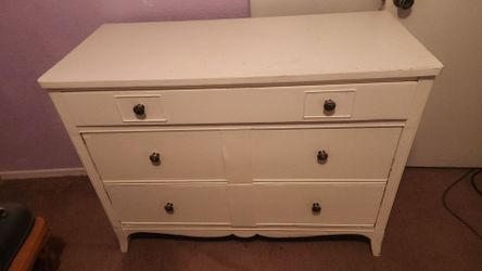 White 3 drawer dresser Union National Fine Furniture