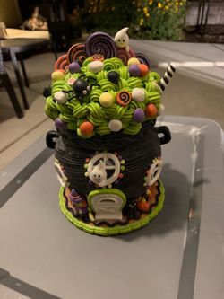 Halloween Cauldron Decorative Figurine