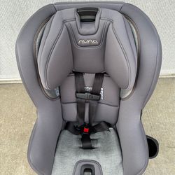 Nuna Rava car seat