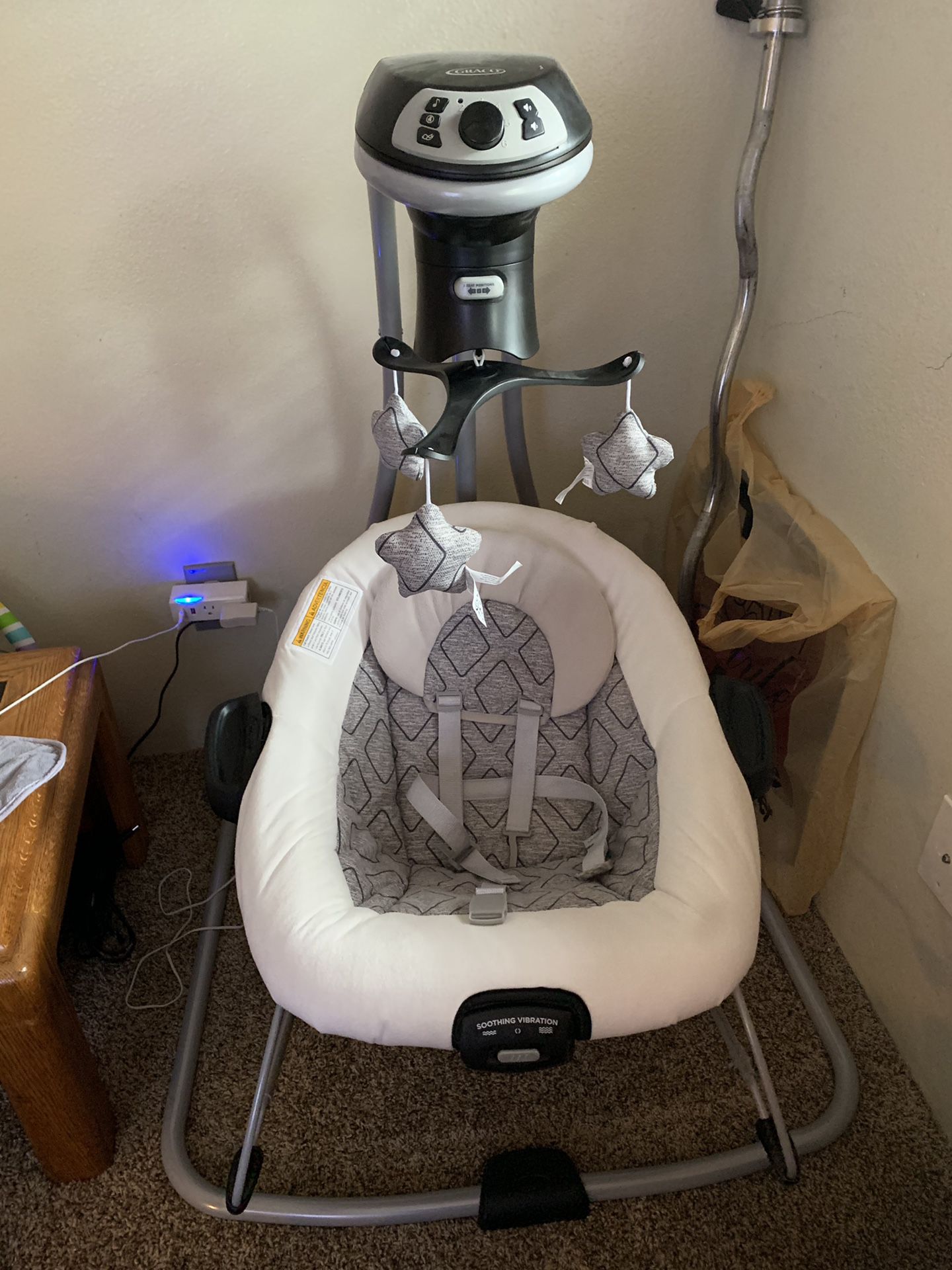Graco DuetConnect multi direction baby swing and bouncer